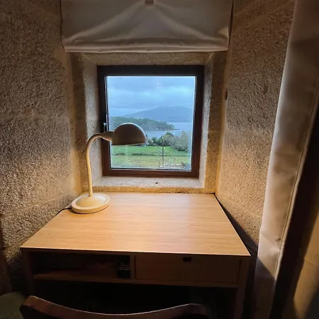 Loft De Piedra Con Vistas A La Ría En Broña * Outes